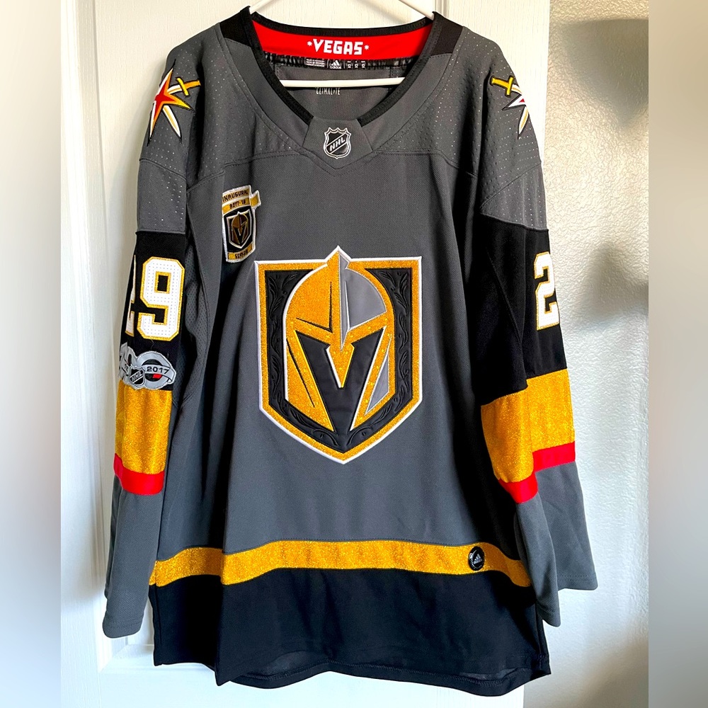 NWT Las Vegas Golden Knights Inaugural Jersey Dark Gray Fleury #29